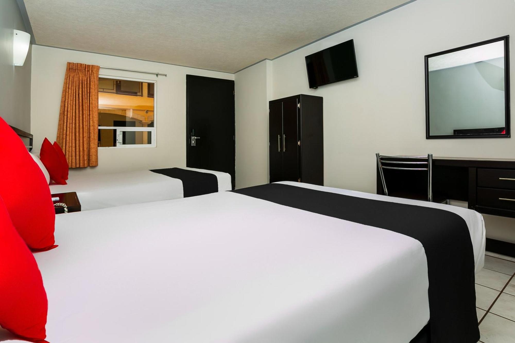 Capital O Hotel Victoria 莫雷利亚 外观 照片
